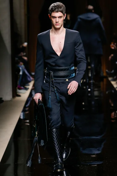 Look 40